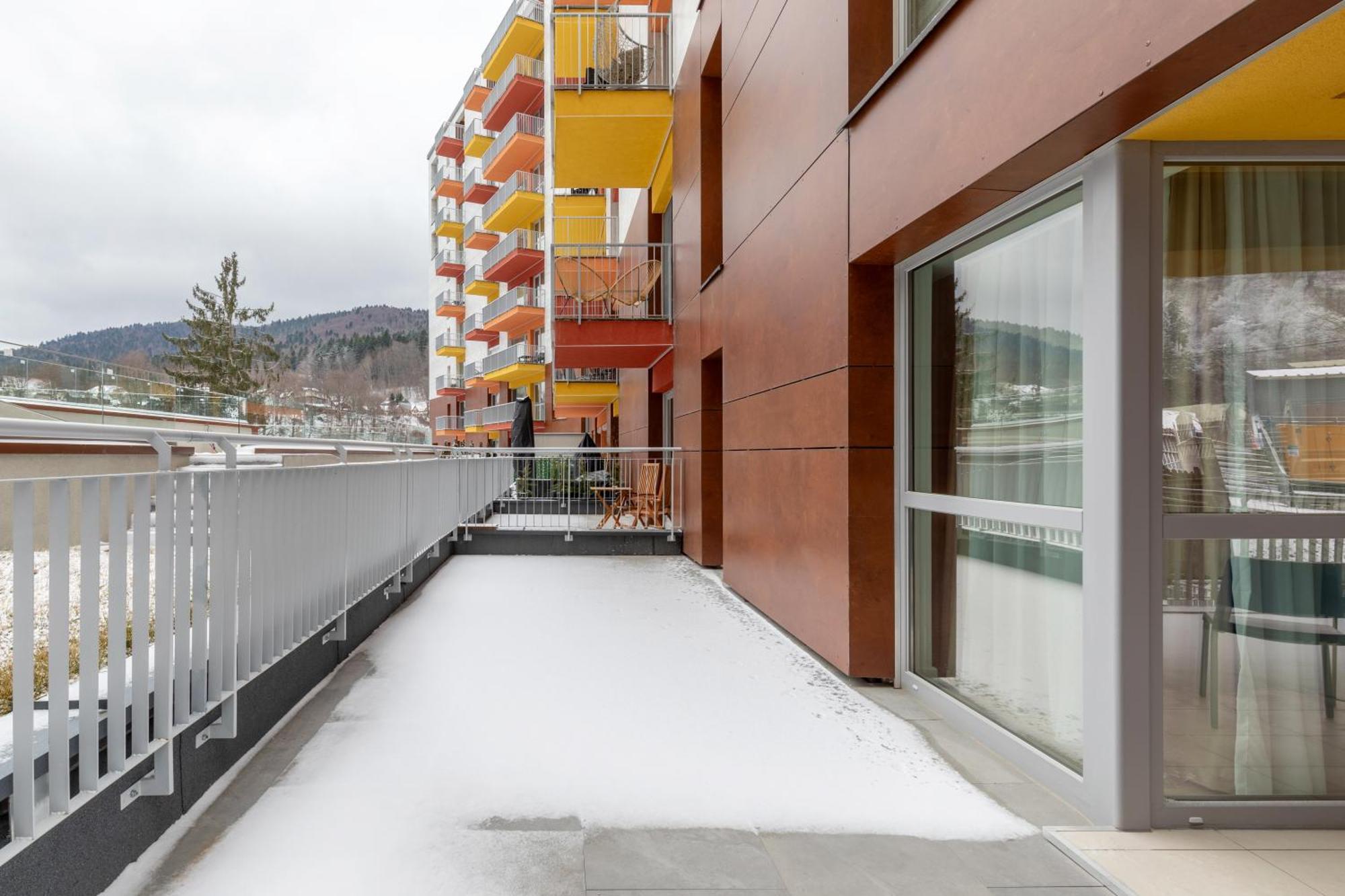 Joy Garden Apartment Sinaia Dış mekan fotoğraf